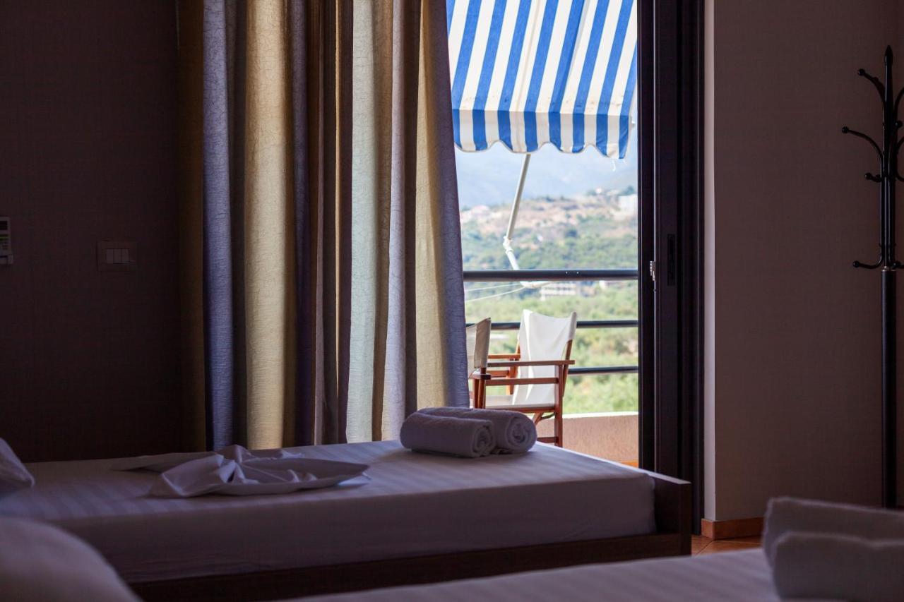 Toni Retzo Rooms ヒマラ エクステリア 写真